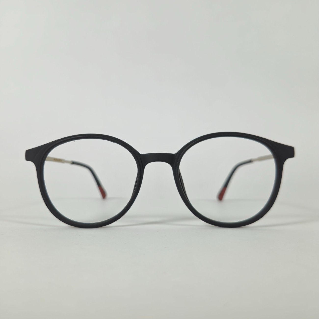 Round Trendy Frame - Holly Wood