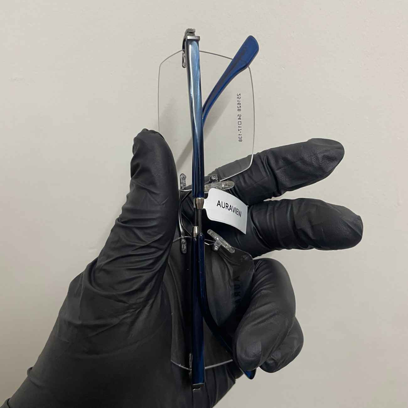 Square Cut Rimless Frame - Hing & Queen