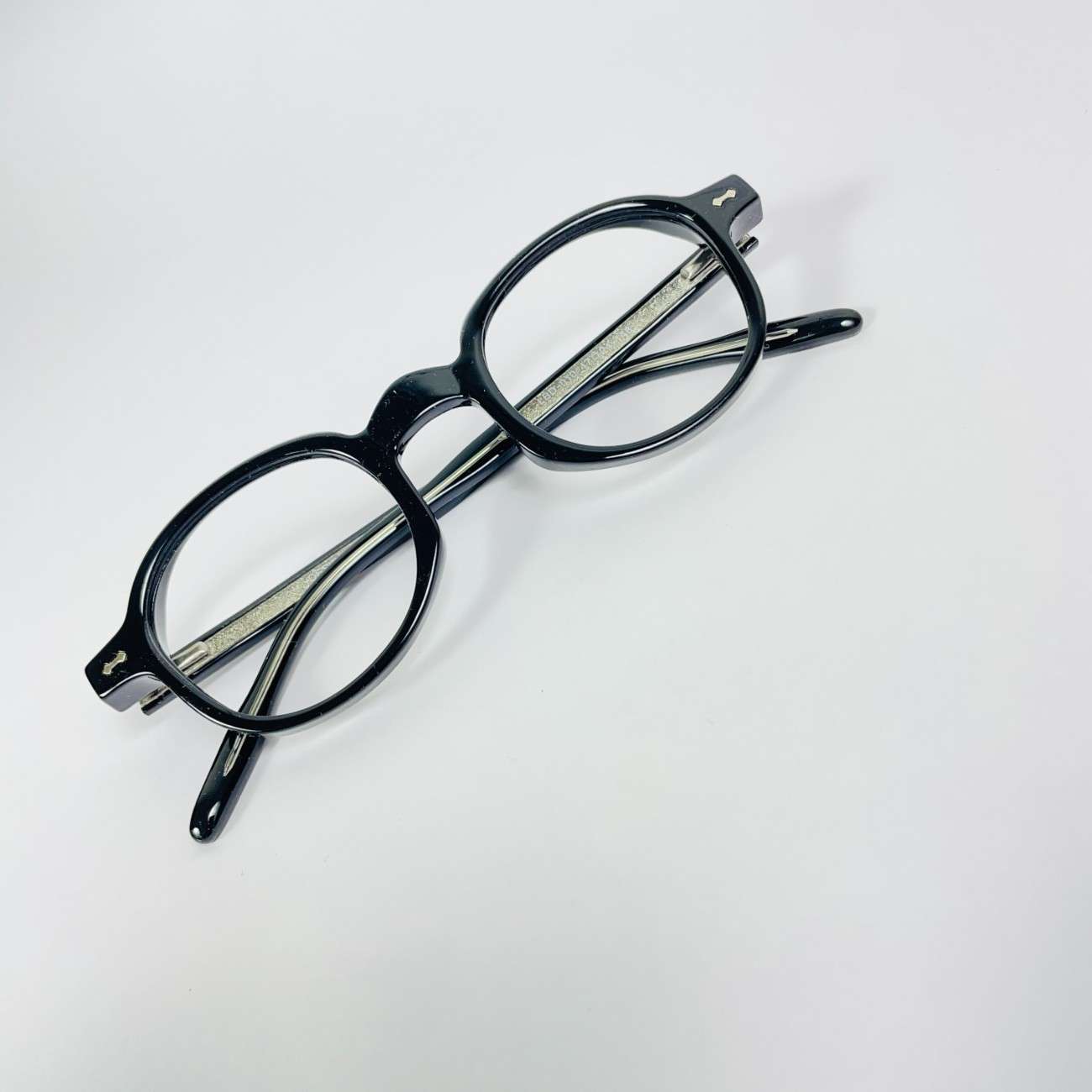 RetroFlex Round – Bold Series