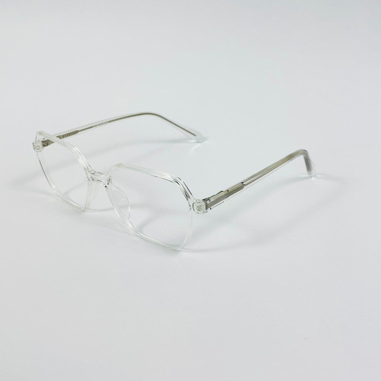 Hexa Glacier – Trendy Geometric Frame