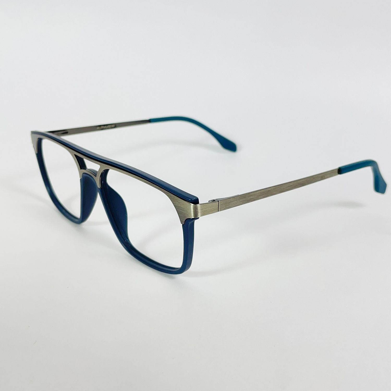 SteelGaze – Premium Gradient Frame
