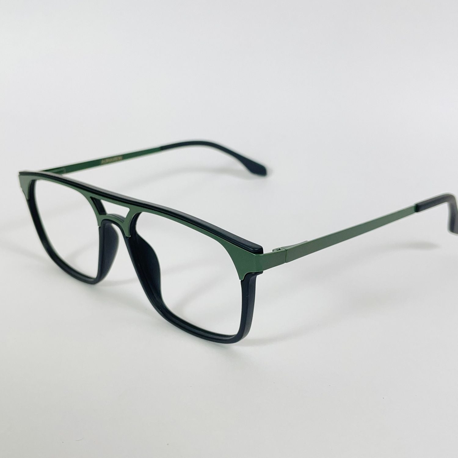 SteelGaze – Premium Gradient Frame