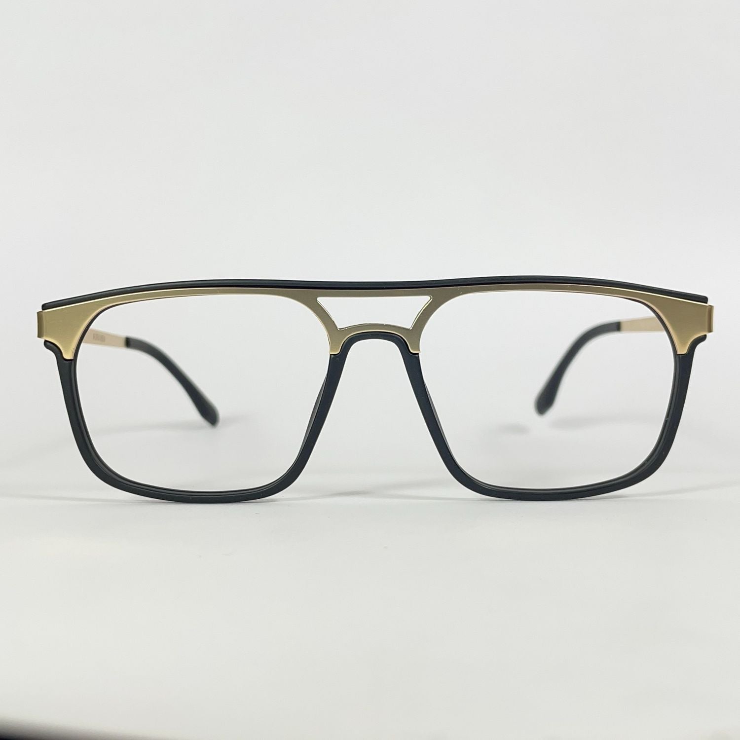 SteelGaze – Premium Gradient Frame