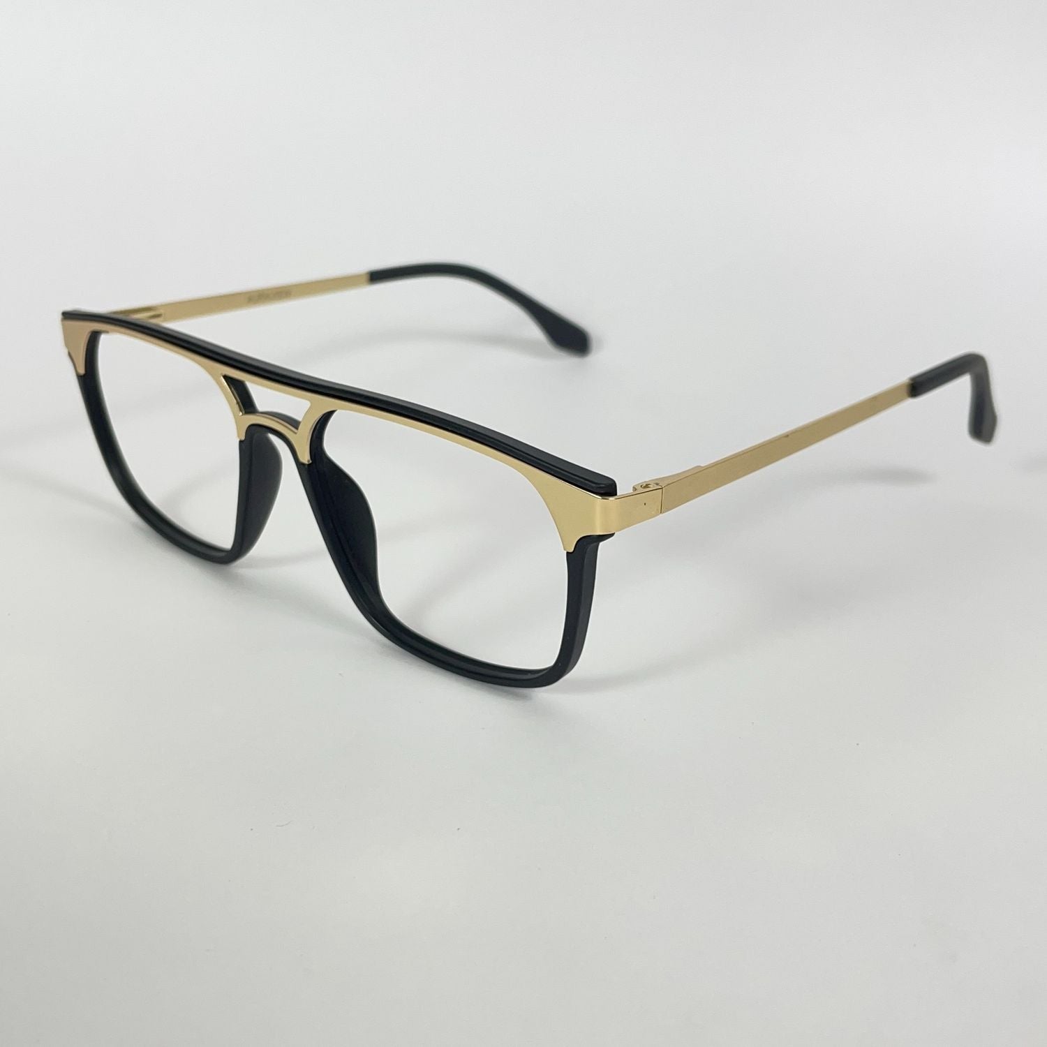 SteelGaze – Premium Gradient Frame