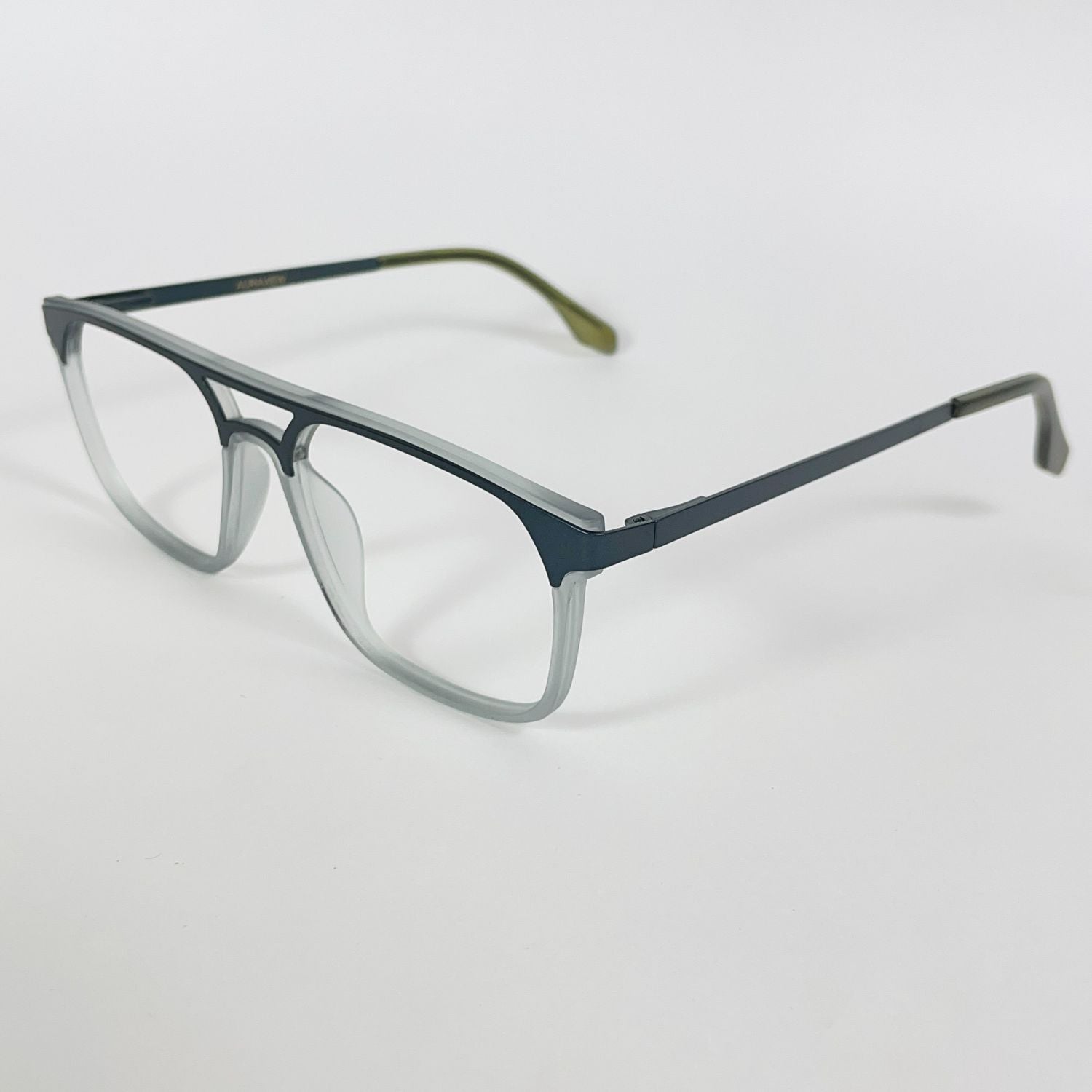 SteelGaze – Premium Gradient Frame