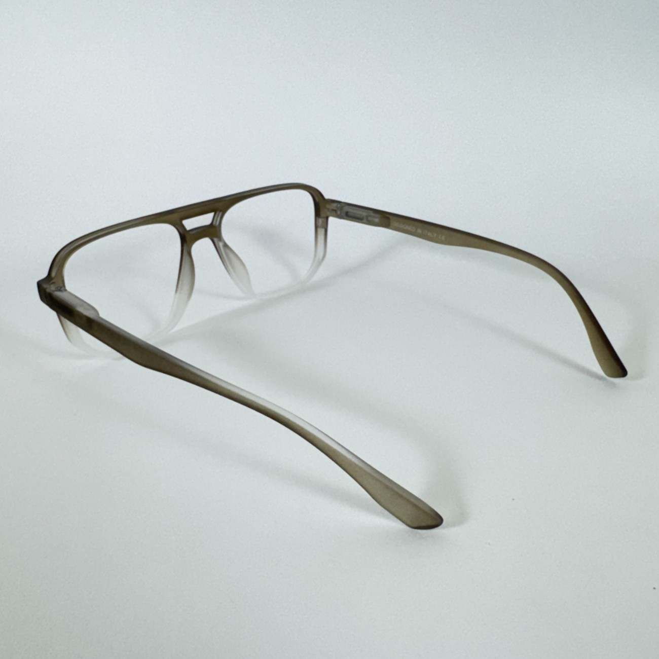 Bar Square Clip-on Glasses