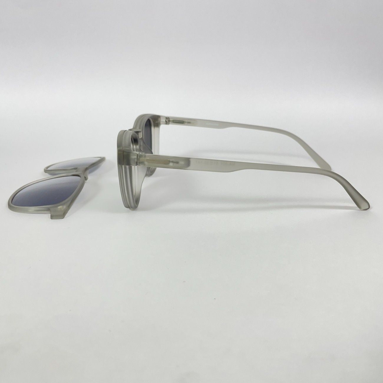 Round Clip-On Polarized Glasses