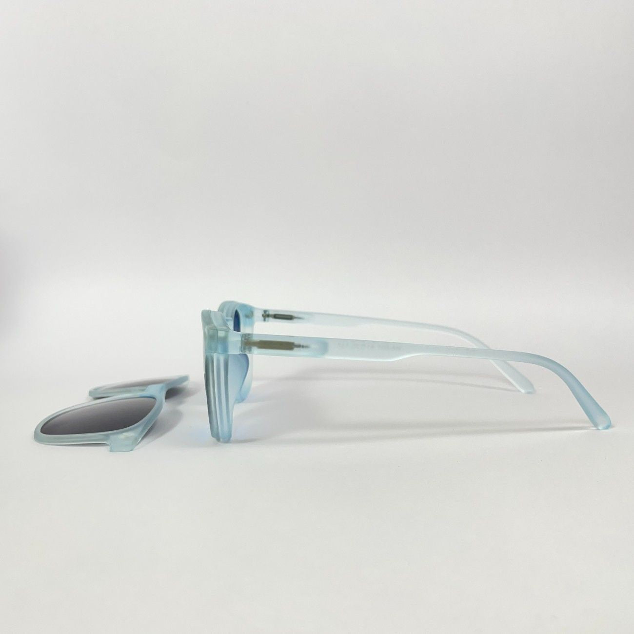 Round Clip-On Polarized Glasses